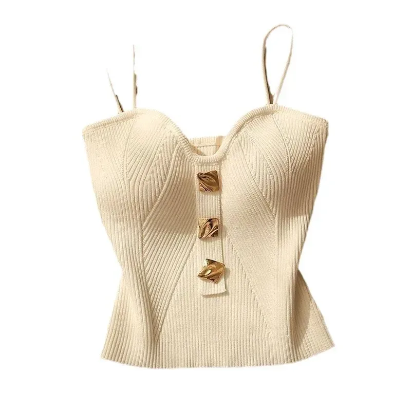 shorter length of the rib knit cami top made for high waisted bottoms